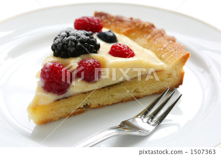 Fruit tart  1507363
