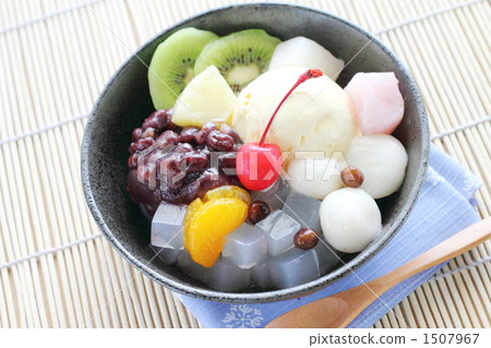 奶油白色斑點鯖魚 1507967
