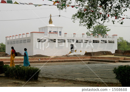 Mayer shrine 1508688