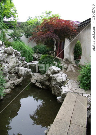 中國江南地區的“經典花園森林”,一個利用大門的景觀 中國江南地區的“經典花園森林”,一個利用大門的景觀 1508769