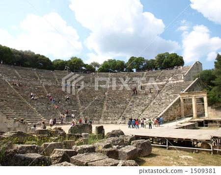 Ancient Theater of the World Heritage "Asqueresius's Holy Place Epidaurus" (Greece) 1509381
