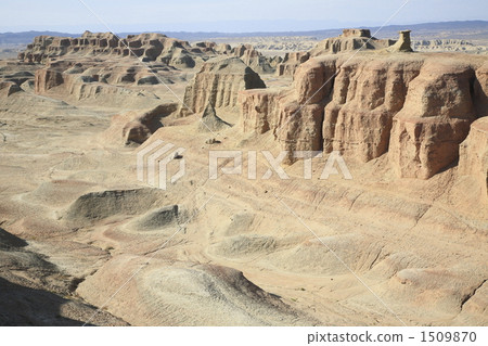 Magic Castle in the Jungar Basin Magic Castle in the Jungar Basin 1509870