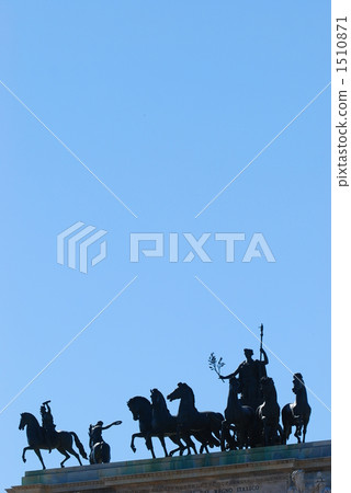 Statue of the Victory Statue of the Victory 1510871