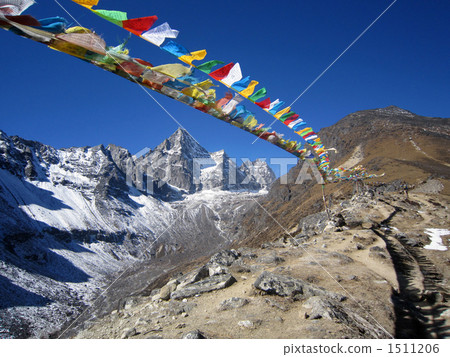 From the peak near Matchello 1511206