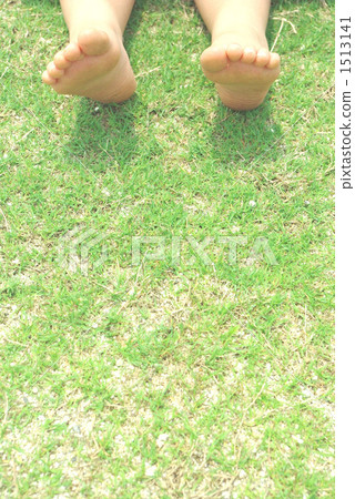 Bare Foot, bare feet, barefoot 1513141