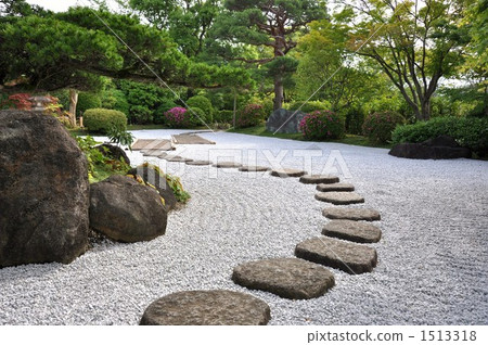 Japanese garden and cobblestone 1513318