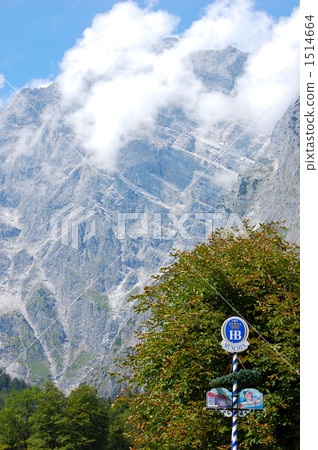 Germany Berchtesgaden Landscape on the shore of Konigssee 1514664