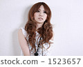 female, lady, woman 1523657
