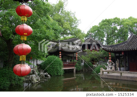 World Heritage Site of Gangnam Water Village "Retirement Park", Pond and Chine Building World Heritage Site of Gangnam Water Village "Retirement Park", Pond and Chine Building 1525334