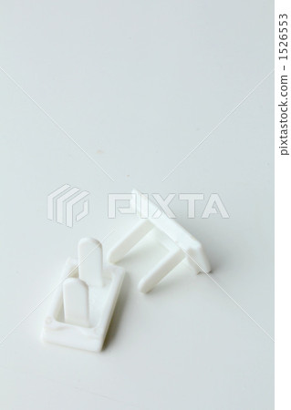 Outlet safety cap 1526553