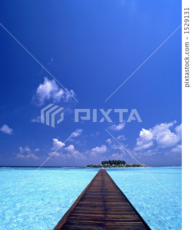 碼頭和海 碼頭和海 1529131