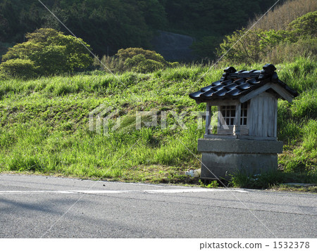 地震前的石川縣能登半島地藏堂 1532378