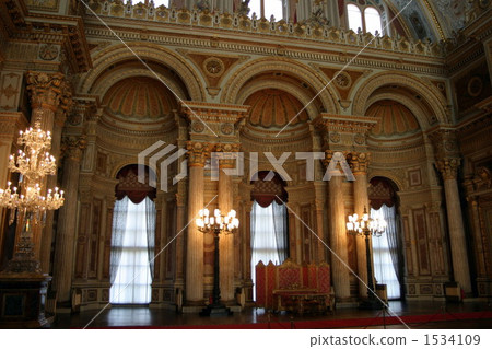 Dolmabahce Palace 1534109