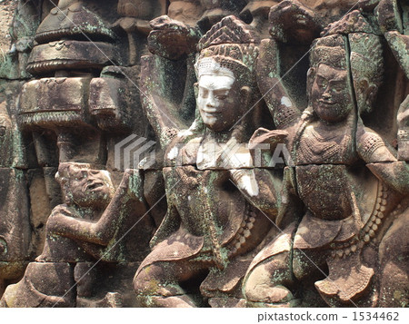 Angkor Thom dancing male image 1534462