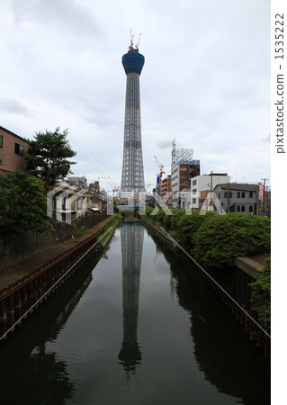 將天空樹從十大橋上顛倒過來 1535222