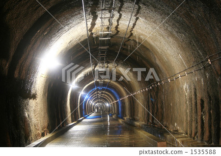 Seikan Tunnel Evacuation Pit 1535588