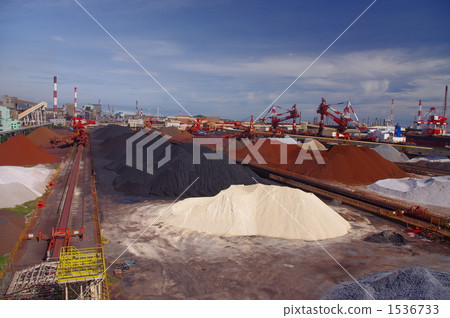 院子 鐵製品 原材料 1536733