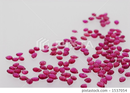 粉紅碧璽的露絲 1537054