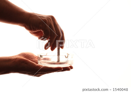 Turn off cigarettes with ashtray 1540048