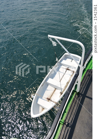 Lifeboat 1542361