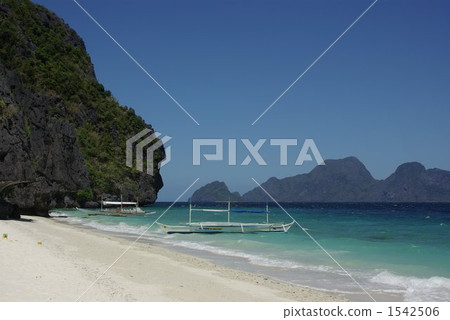 At the Resort "El Nido" in the Philippines Palawan Islands At the Resort "El Nido" in the Philippines Palawan Islands 1542506