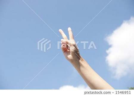 two, two (objects such as pencils, V Sign 1546951