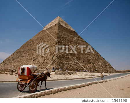 The three big pyramids of Giza (Pyramid of King Kahura) The three big pyramids of Giza (Pyramid of King Kahura) 1548198