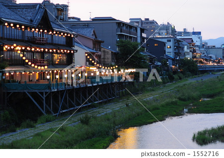 Evening scenery of the riverbed 1552716