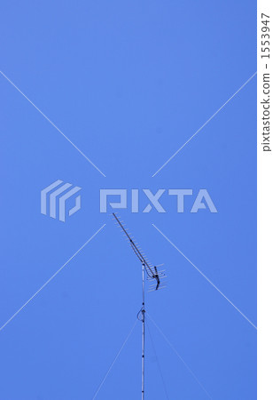 Antenna and blue sky Antenna and blue sky 1553947