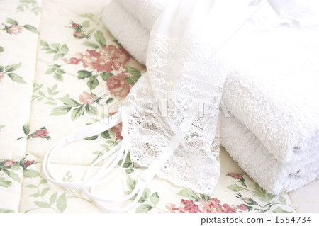 On the bed 1554734