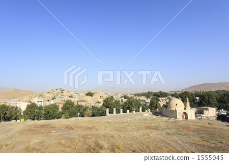 Columns of Anahita Temple and Cangarval Street 1555045