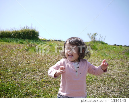 one person, girl, little child 1556143