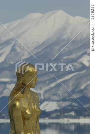 Winter Tazawako, Tatsuko statue and Akita Komagatake 1556232