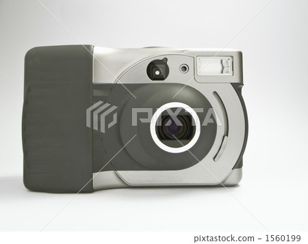 compact camera 1560199