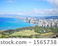 Scenery of Waikiki seen from the top of Diamond Head Scenery of Waikiki seen from the top of Diamond Head 1565738