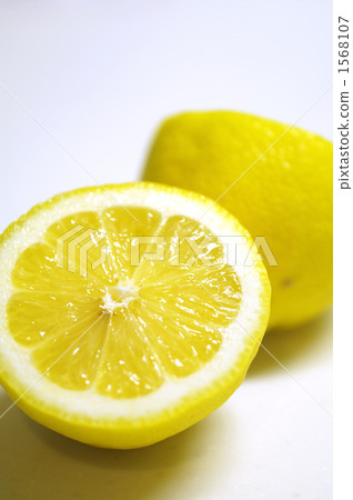 Cross section Cross section 1568107