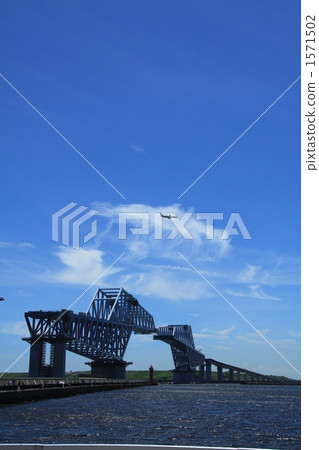 正在建設中的東京港沿海大橋 1571502