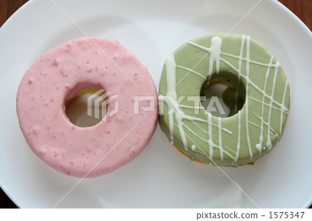 doughnuts, donut, doughnut 1575347