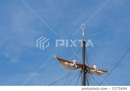 Sail drill 1575694