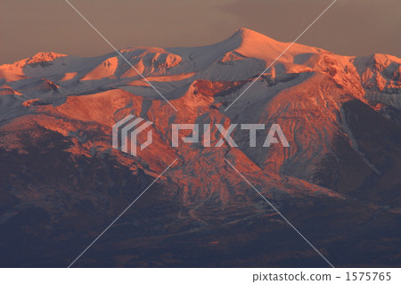 Tokachidake染成紅色 1575765