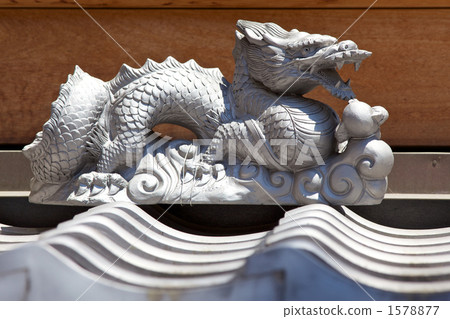 Decorative tile 1578877