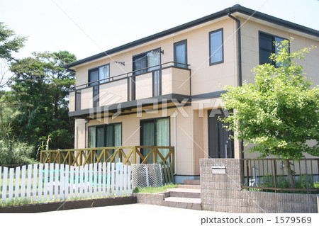 一幢房子 一幢房子 1579569