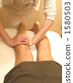 foot massage 1580503