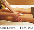 foot massage 1580508