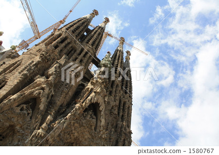 Sakurada Familia Sakurada Familia 1580767