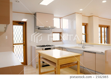 Kitchen of new housing 1582865