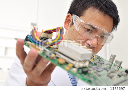 technical expert, technician, developer 1583697