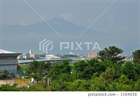 Walking Sakata · Dori Ohashi and Chokaiyama 1584038