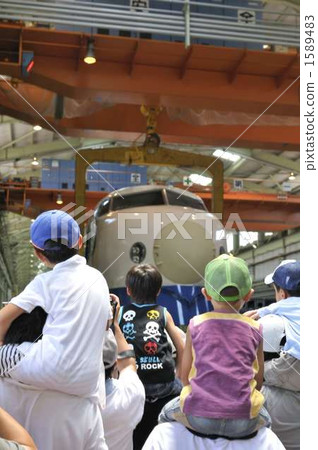 Shinkansen factory 1589483