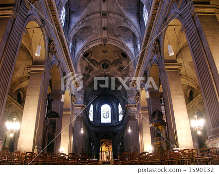 聖敘爾皮斯教堂的天花板 1590132